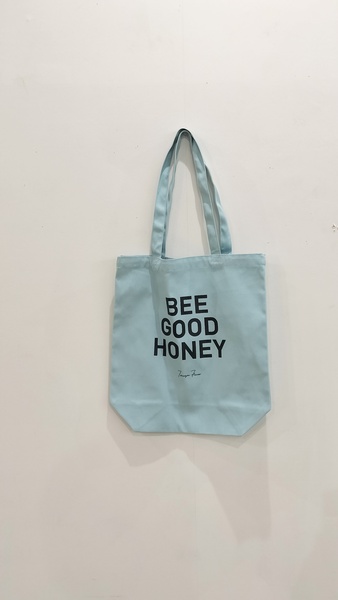 tote_bag_03.jpg